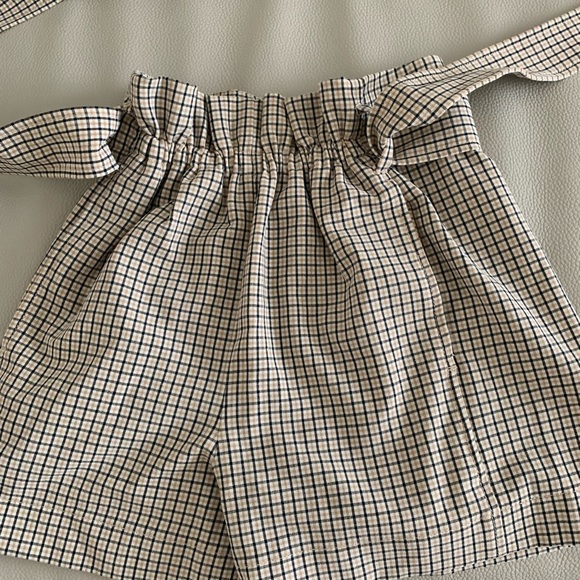 Wilfred Dressy high waisted shorts by Aritzia women’s 00 checked toe- belt - Picture 3 of 7